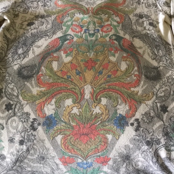 Baroque printed lightweight stretchy sweater. - Picture 3 of 3